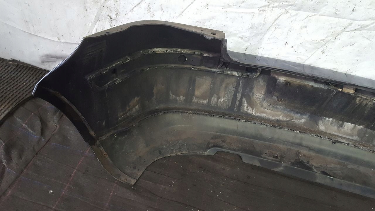 Stoßstange heck hinten VW Golf 4 IV 1,6 SR LB5N