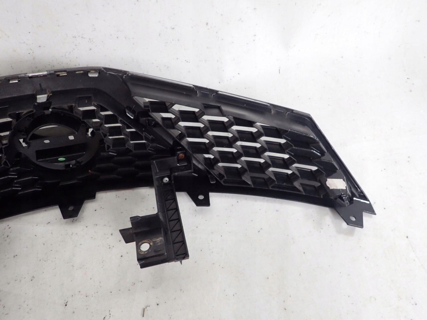 NISSAN PULSAR 14- grill grille radiator
