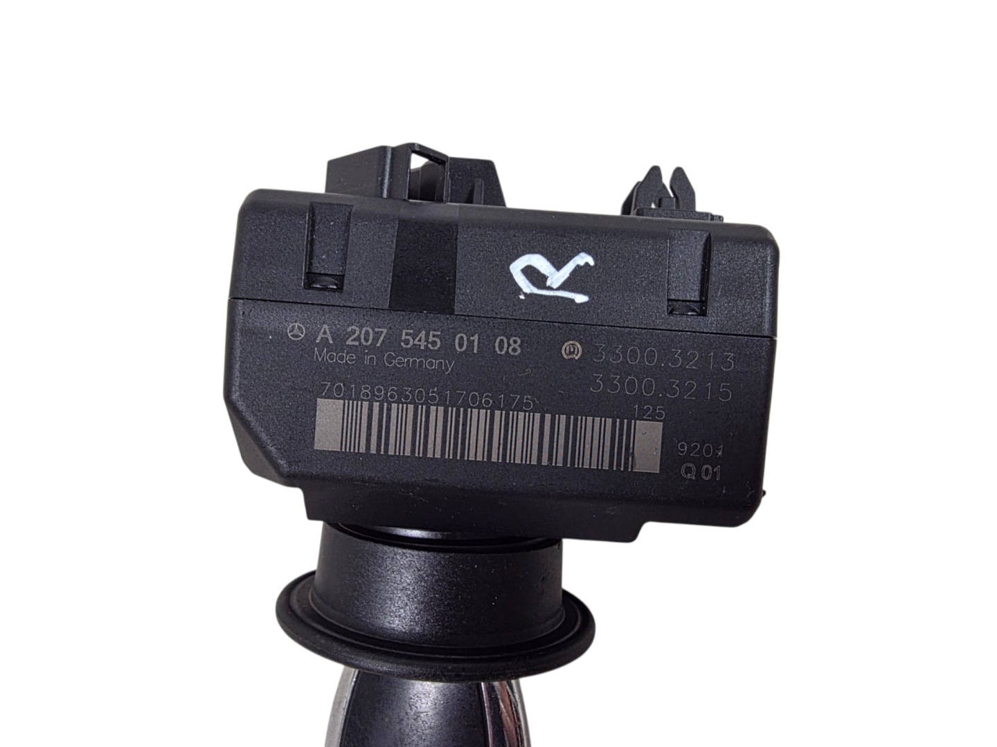 MERCEDES C-class W204 ignition + key original. A2075450108