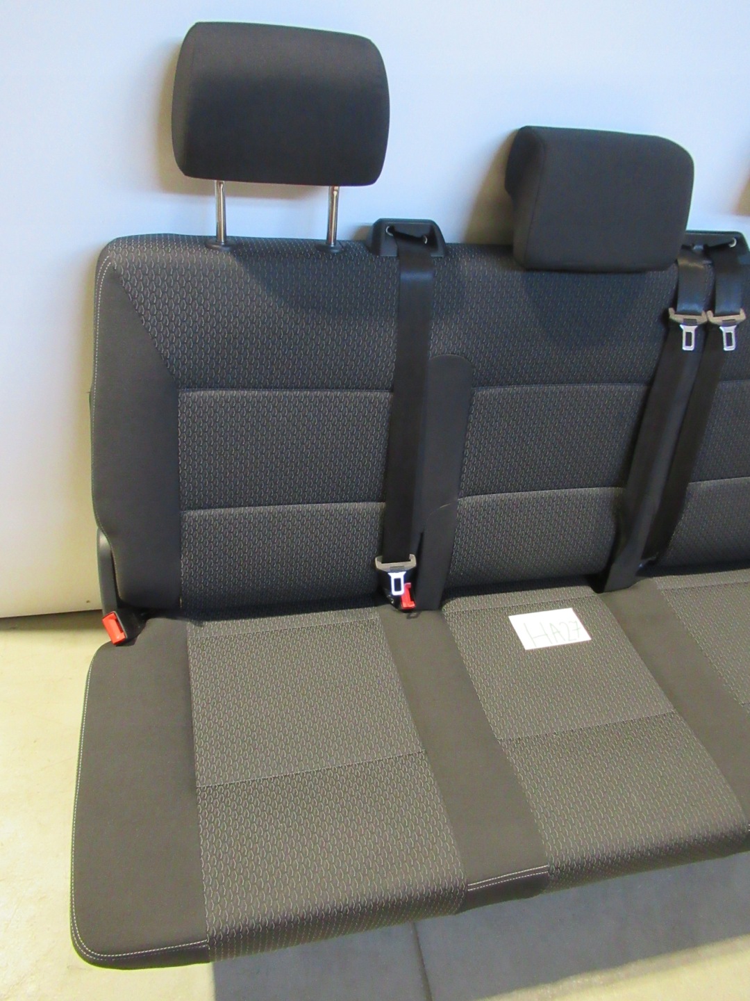 VW T6 MULTIVAN Sitz Sitz 3 RZAD ISOFIX KUTAMO