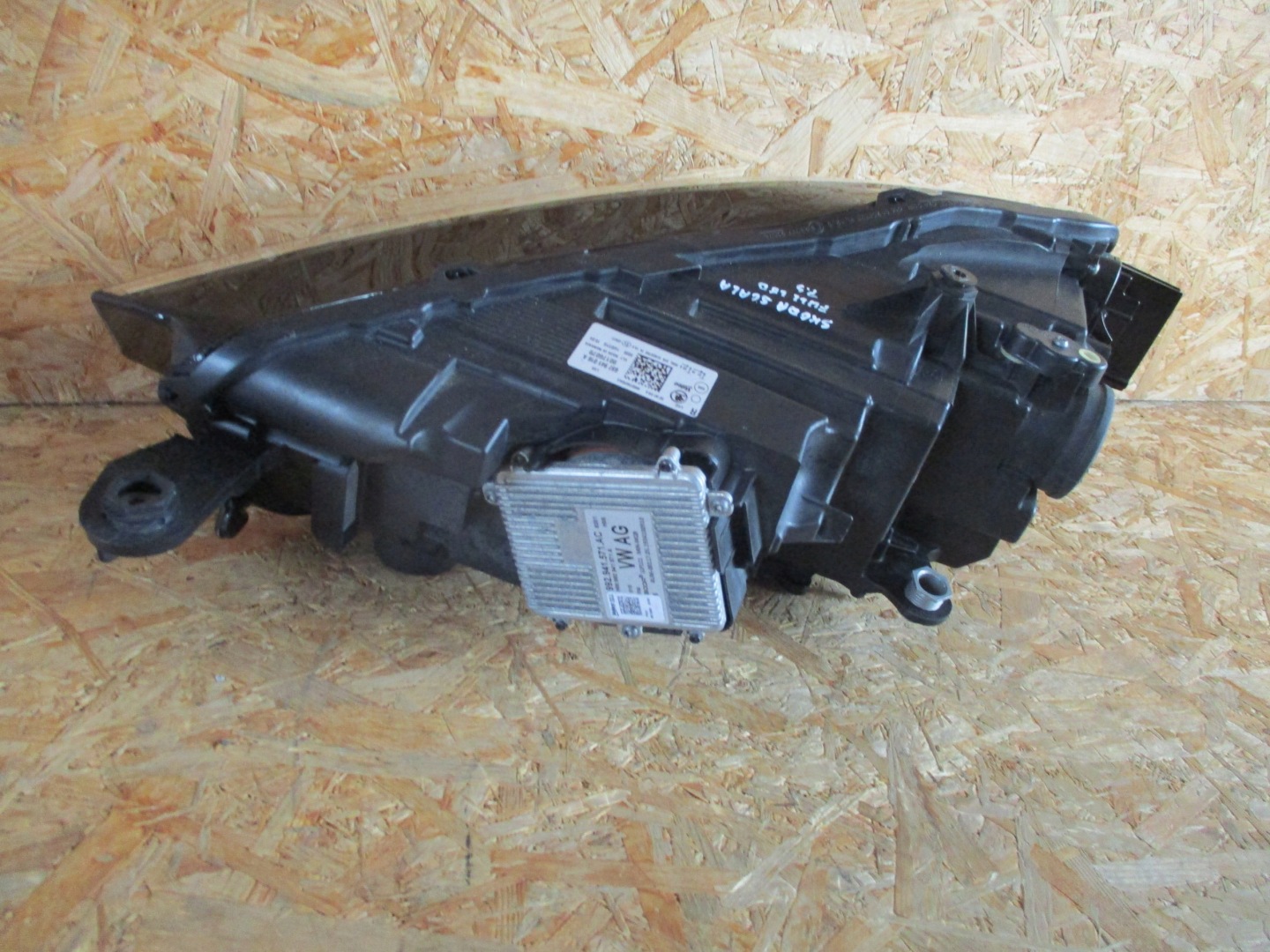 light right front SKODA SCALA FULL LED
