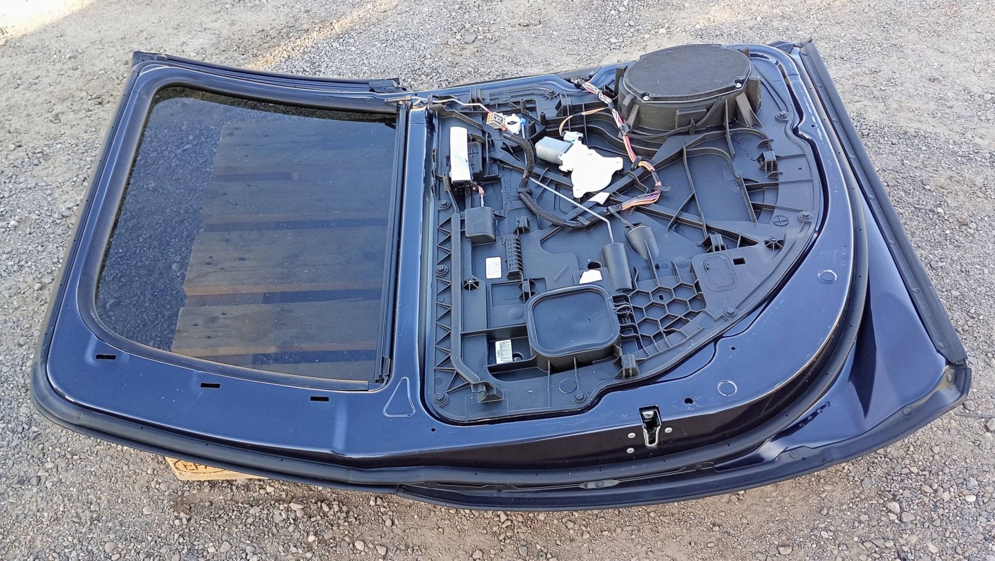door rear part rear. left dlugie complete Dodge Ram 1500 2009-2018