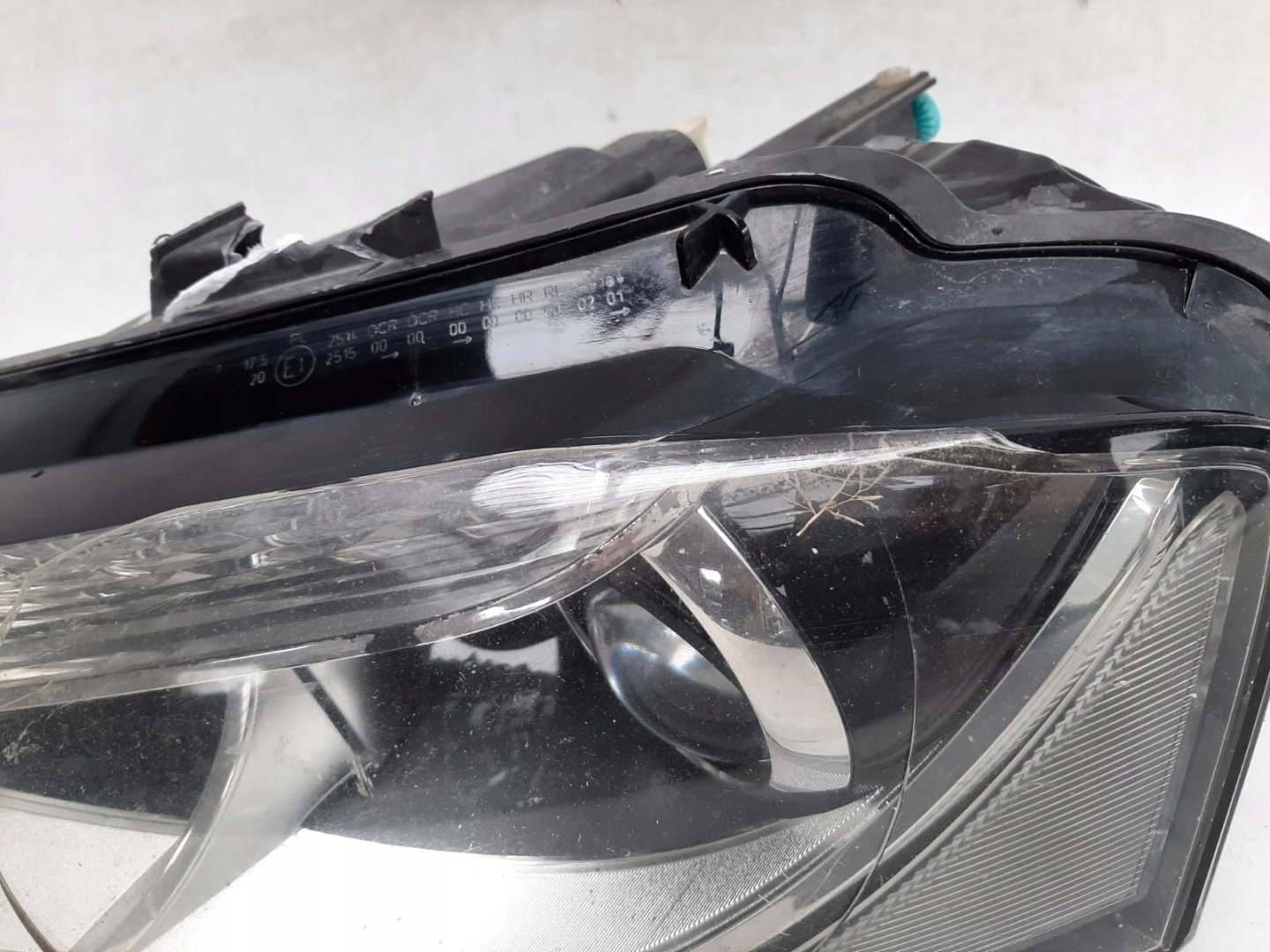 AUDI A3 8P LIFT 08- light left front front XENON 8P0941003