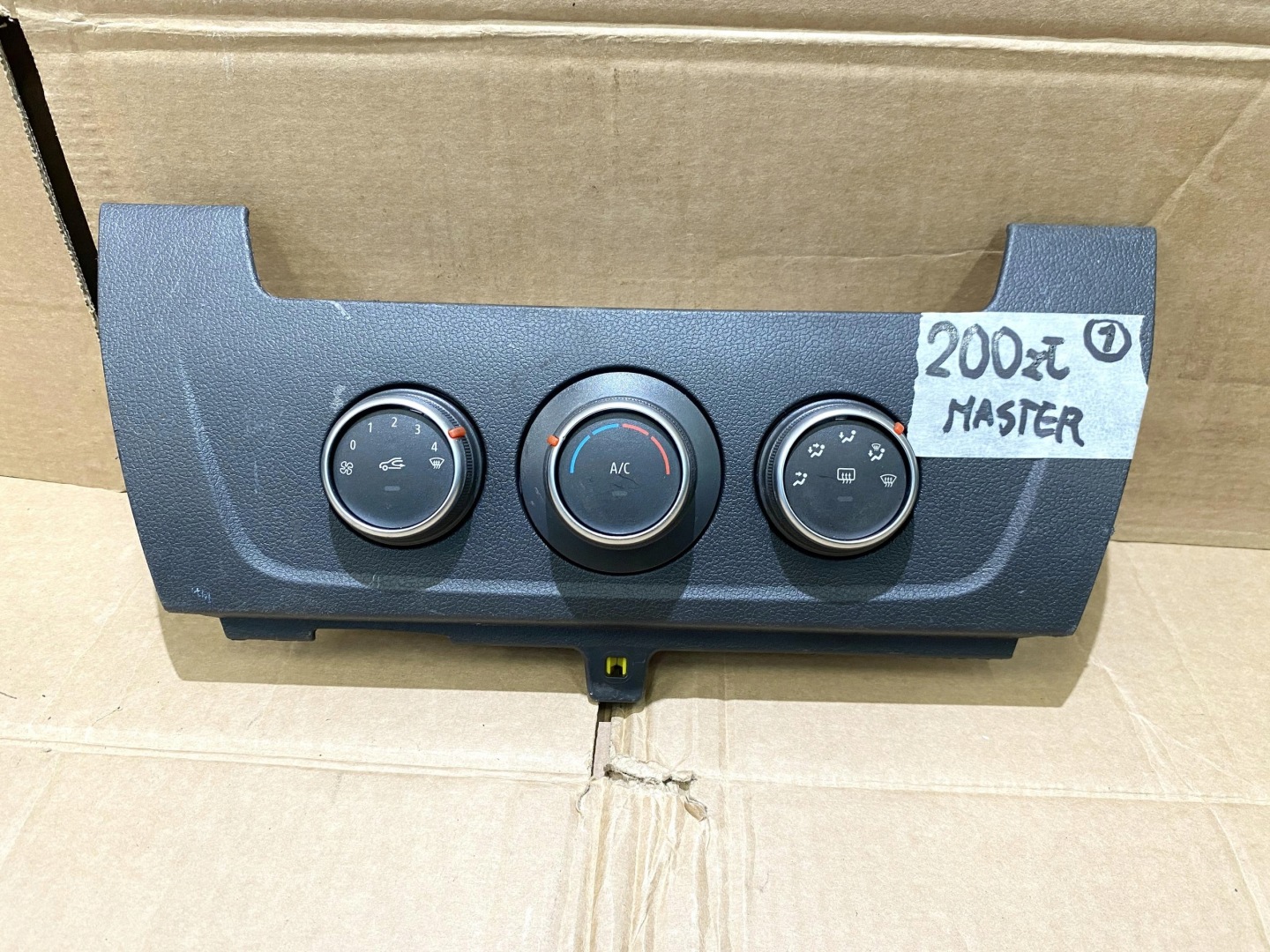 MASTER 3 MOVANO NV400 10- PANEL BOCCHETTE Controllo NAWIEWEM e KLIMATYZACJA