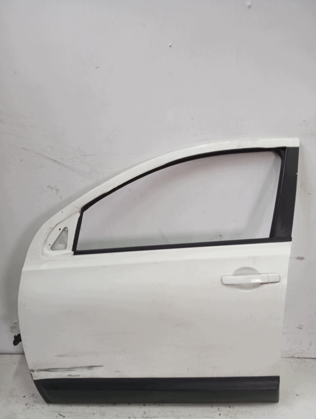 door left front NISSAN QASHQAI and J10