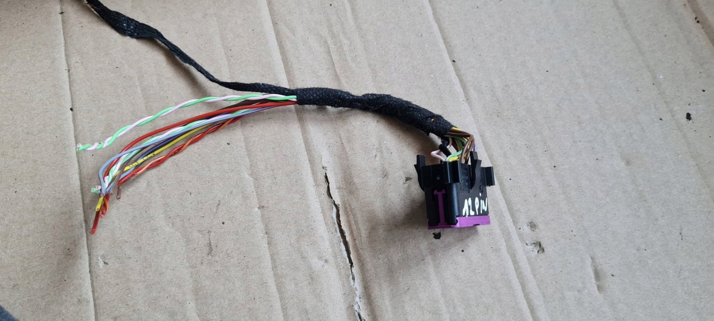 S4 B9 8W A4 connecting spoiler adapter OBD 3A0972695A A6 C7 C8 A7 4G A4 B8 S4 B9 Q5