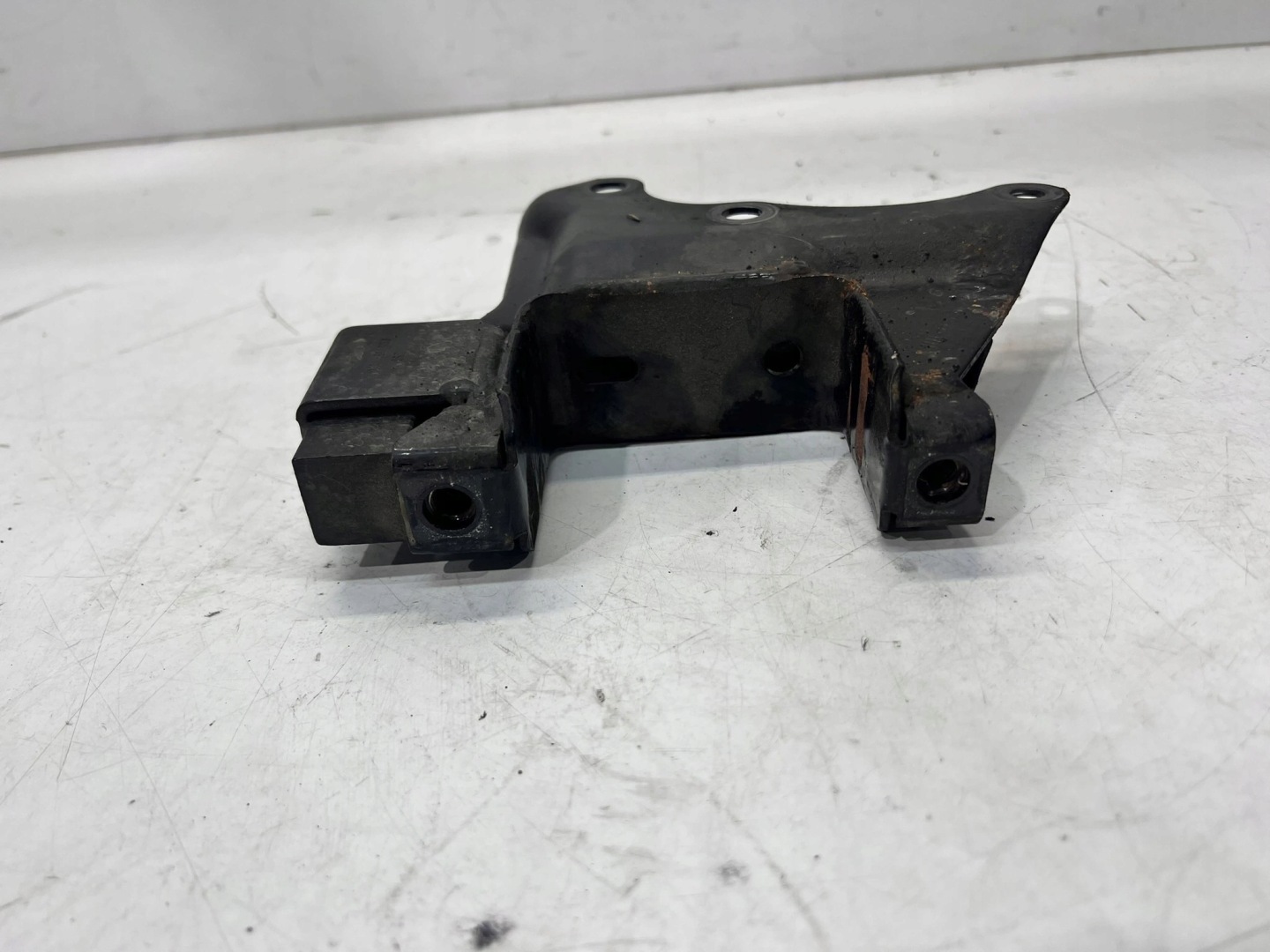 Supporto cambio ingranaggi AUDI A1 VW SKODA SEAT 1.6 TD 6R0199111A