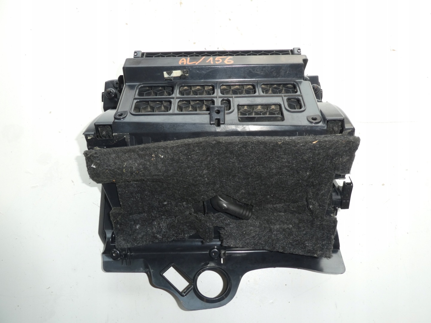 VW PASSAT B6 HANDSCHUHFACH RECHTS DES BEIFAHRERS 3C1857114E