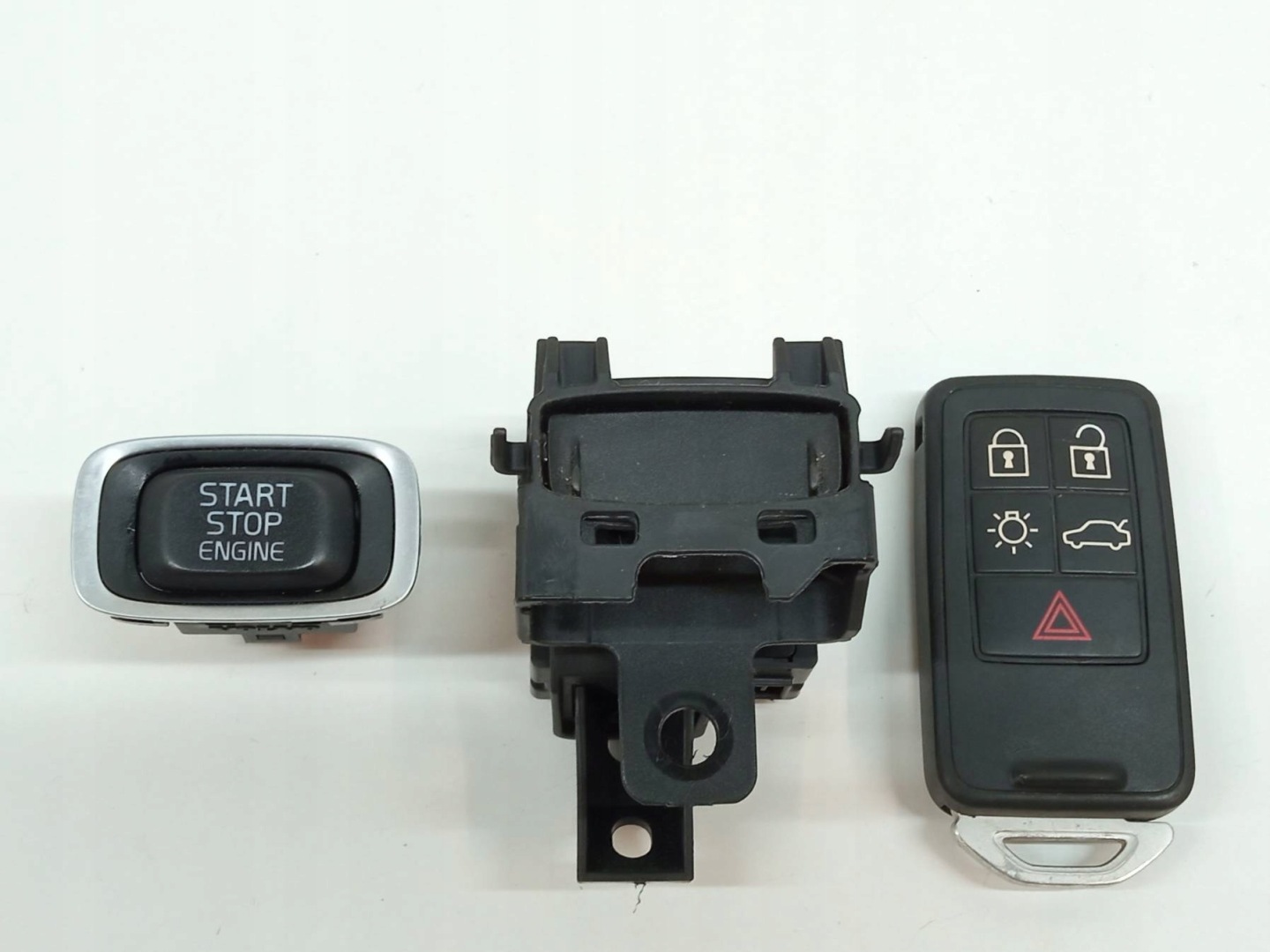 ignition AH4N15607AE 31394114 Volvo V40 II (2012-2019)