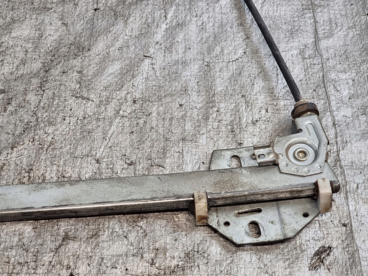 window regulator right front OE 701837502F VW T4 1.9 TD 50kW 95r