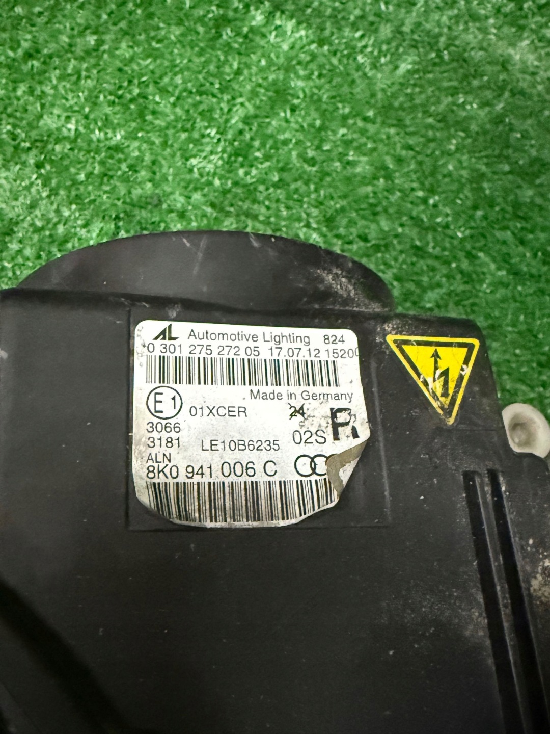 REFLEKTOR Droite AUDI A4 B8 XENON LIFT Non pivotant/fixe nr551