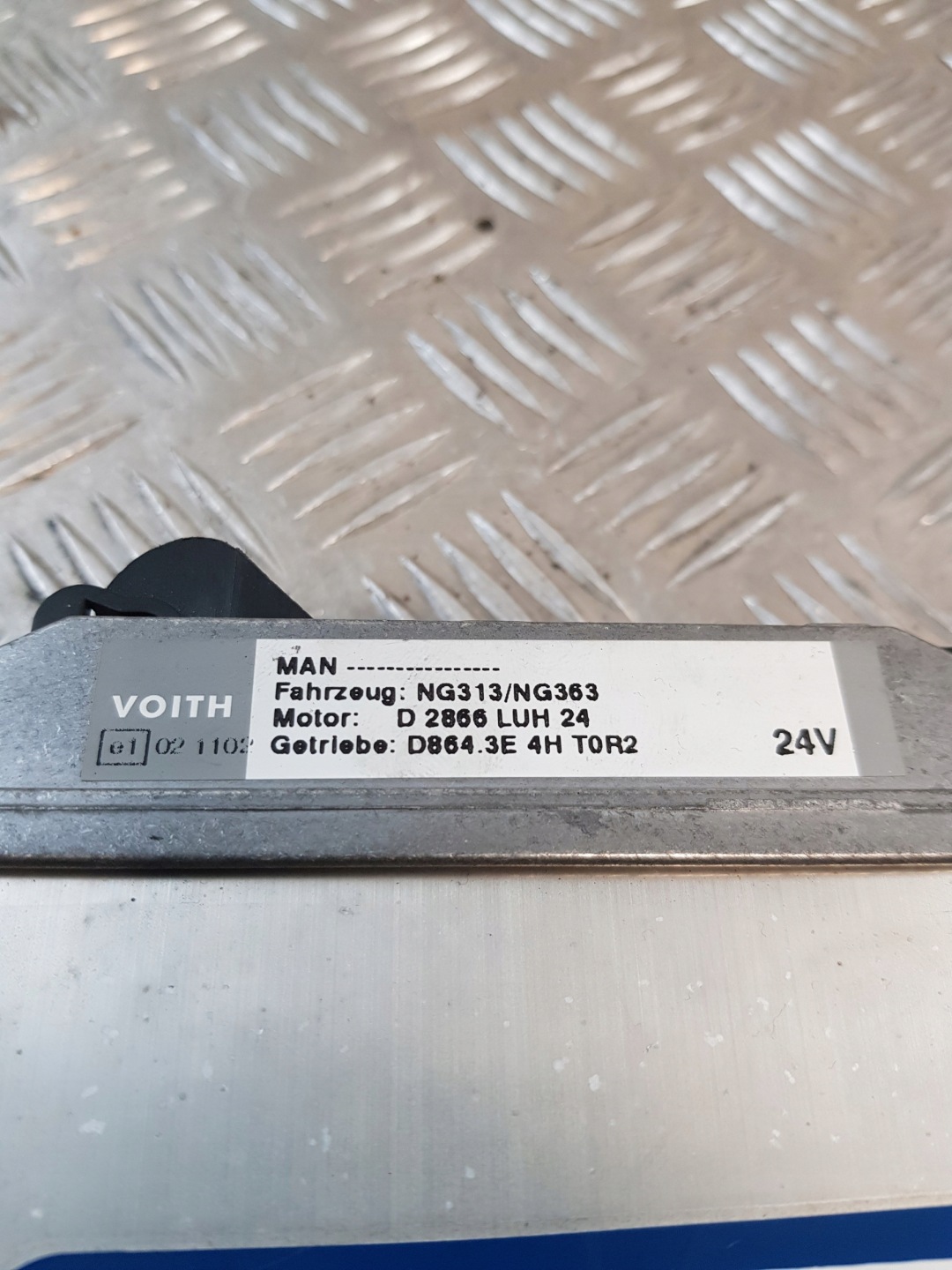 Bedienteil Getriebe getriebe VOITH D8643E4HT0R2 MAN