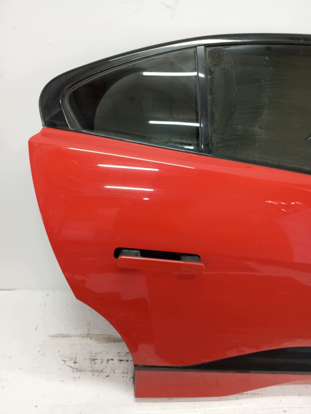 door right rear. JAGUAR and PACE 17r PHOTON RED CCB