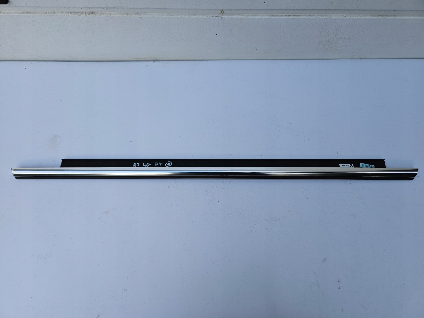 moulding dust door CHROM right rear right rear part AUDI A7 C7 4G
