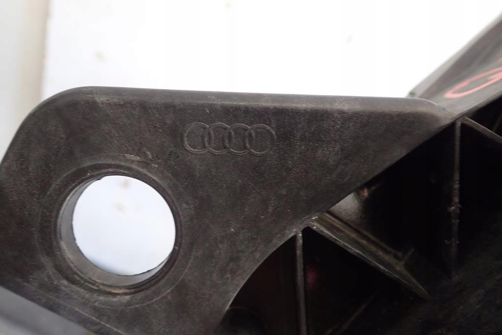 support panel for radiators AUDI Q8 15- 4M