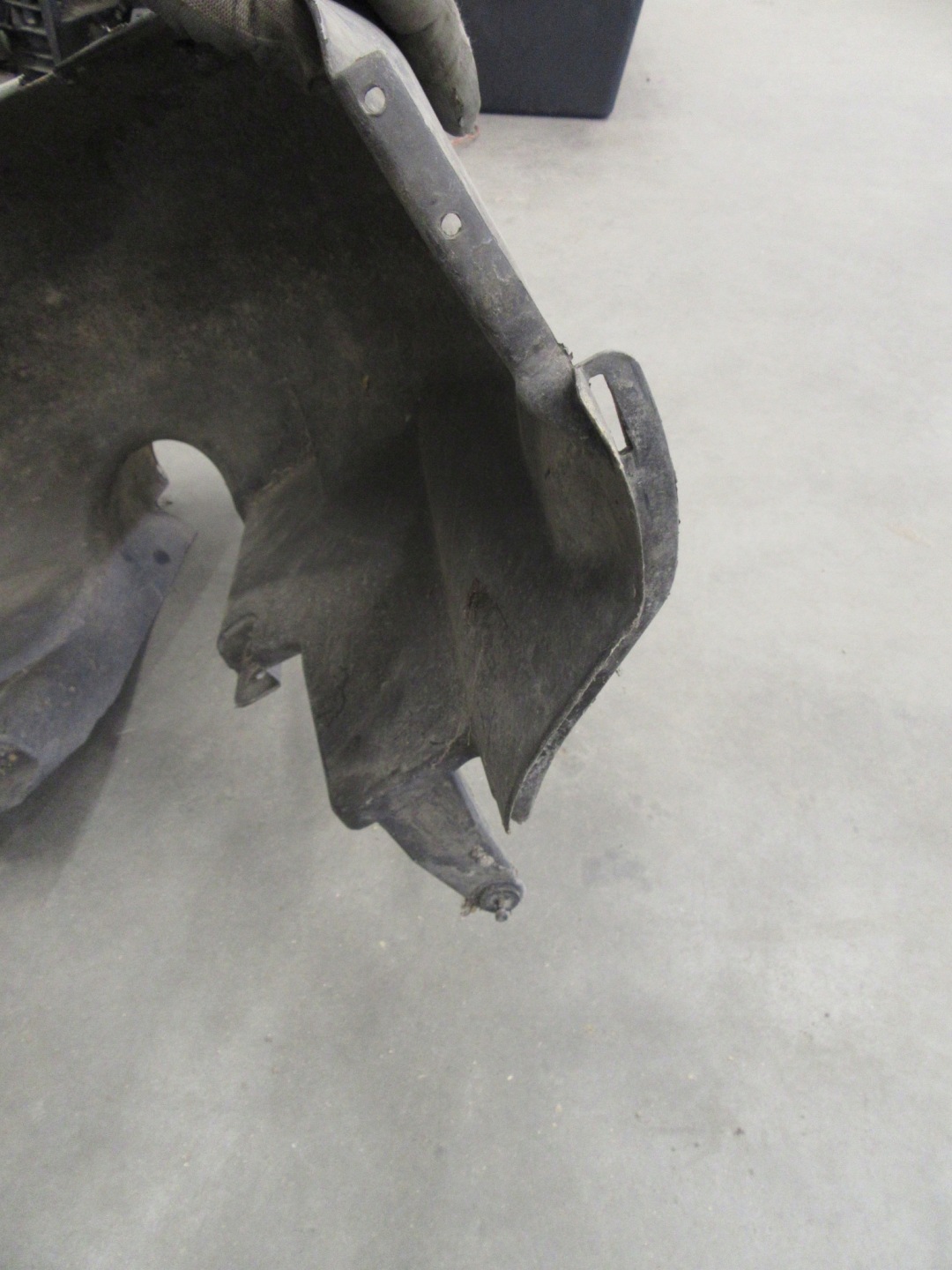 mudguard left rear part BMW 5 e60 MPAKIET sedan