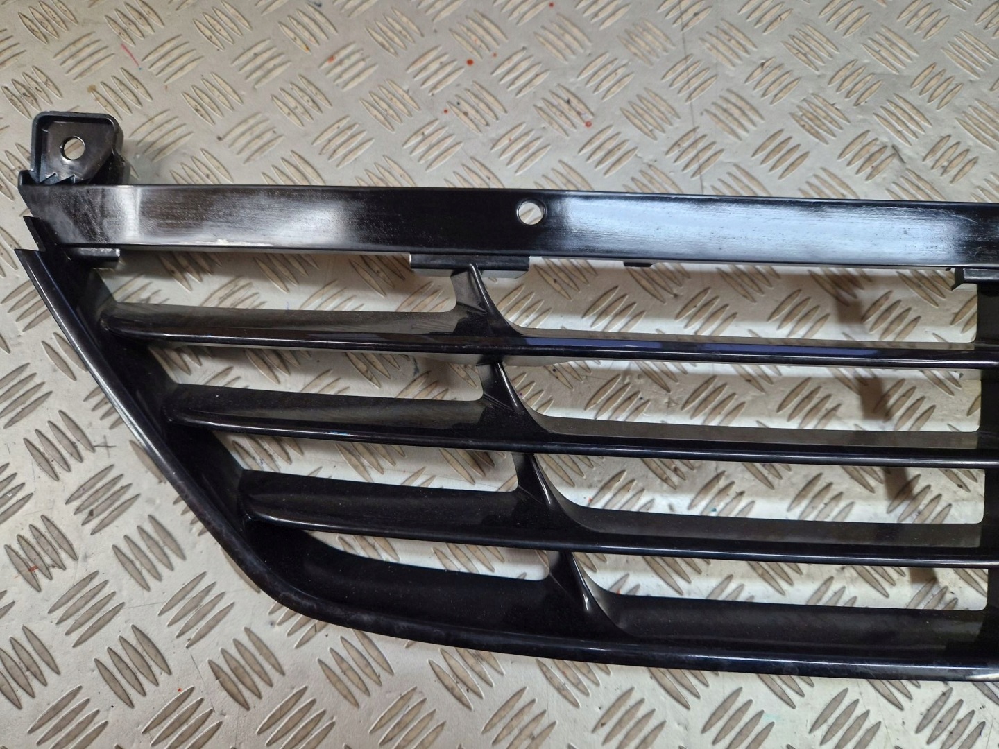 lüftungsgitter der stoßstange mitte HYUNDAI IX35 IX-35 2010R->