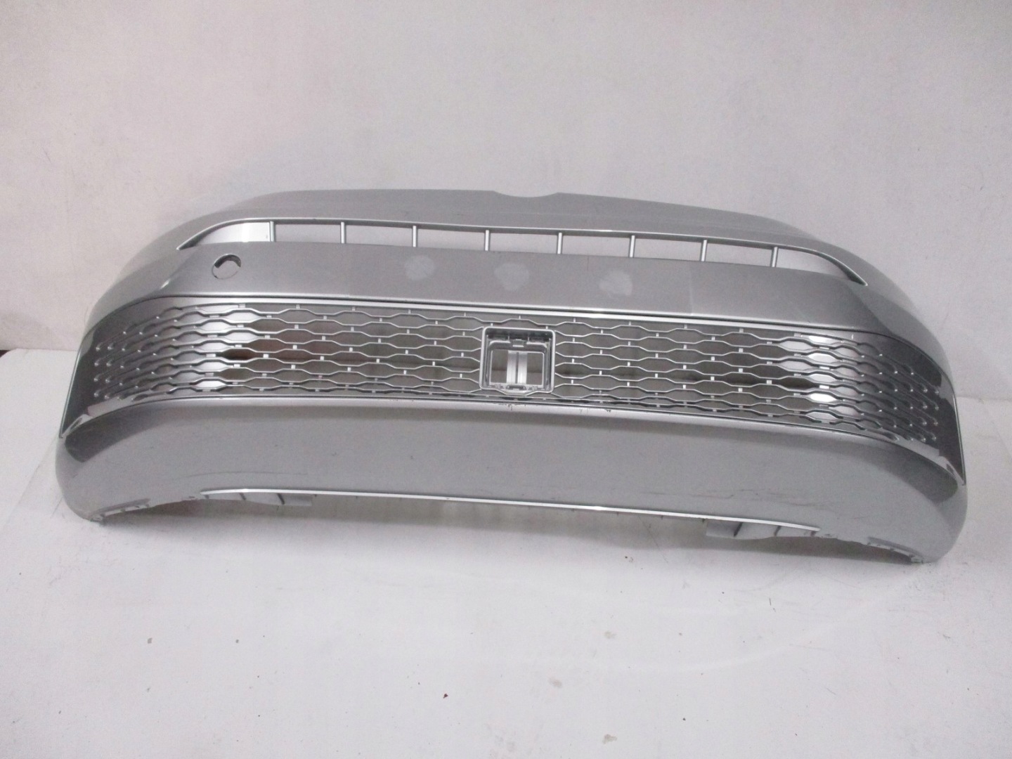 PARAURTI ANTERIORE VW CADDY 2K7 21R SOTTO RADAR