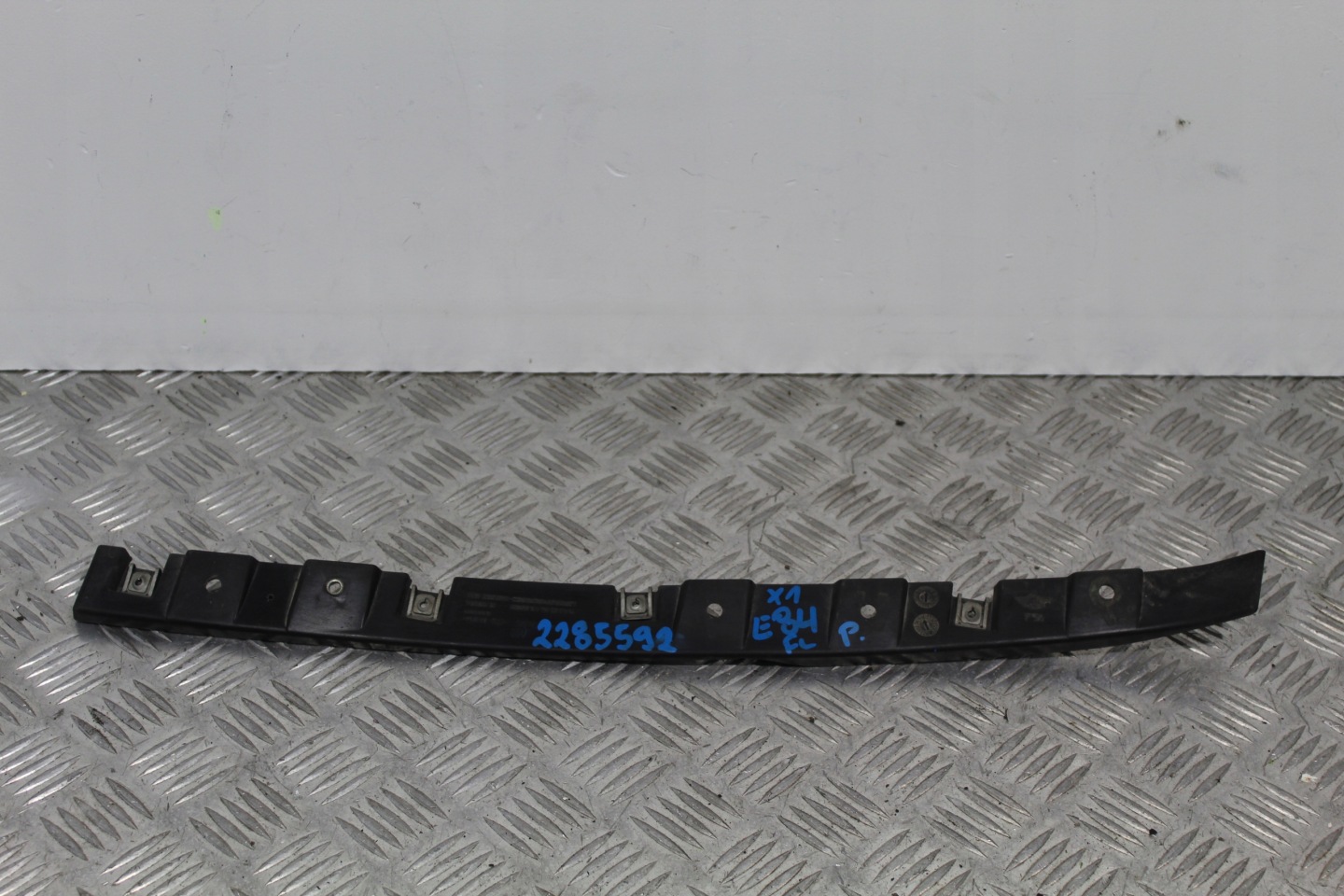 SUPPORT SUPPORT PLAQUE DROIT BMW X1 E84 LIFT 2285592