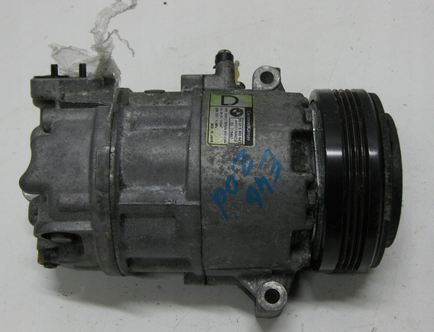 BMW 3 E46 2.0d compressor of the air conditioning compressor; A4101130A020
