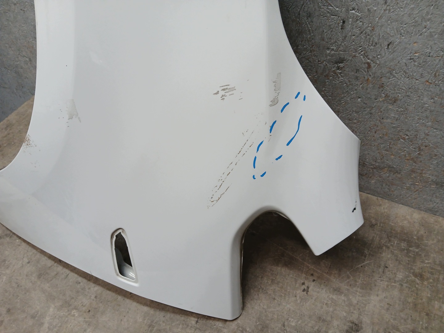fender front left OPEL ASTRA IV J 4