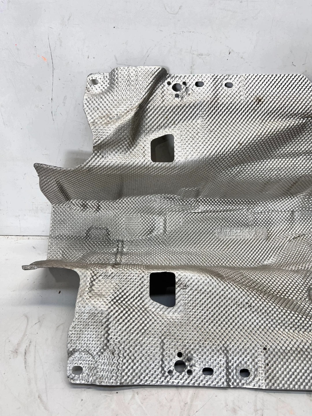 blende abdeckung hitzeschutz mitteltunnel AUDI A4 B9 A5 8W 8W0804160C