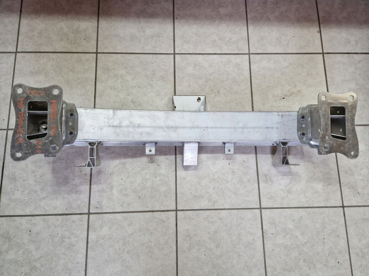 bumper support front MG MARVEL R 2021R->