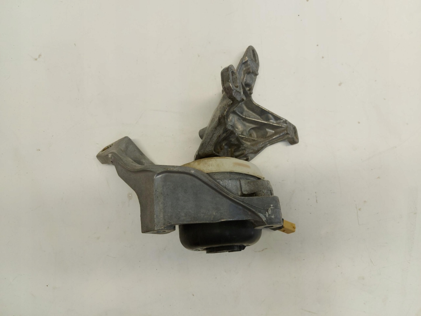 AUDI SQ7 Q7 II LIFT 4M0 4.0 TDI engine mount left 4M0399201G