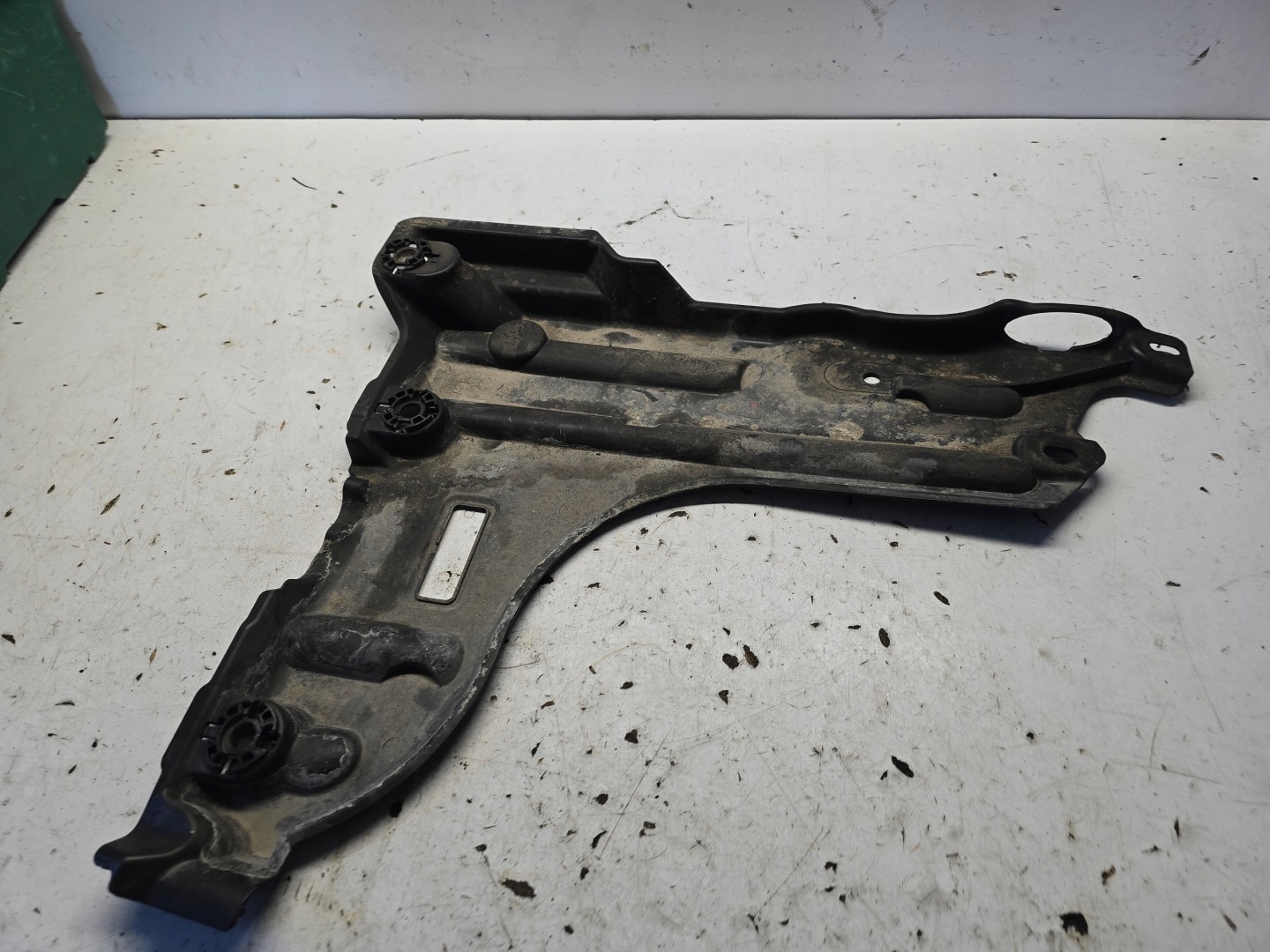 OPEL CORSA F lower cover chassis right