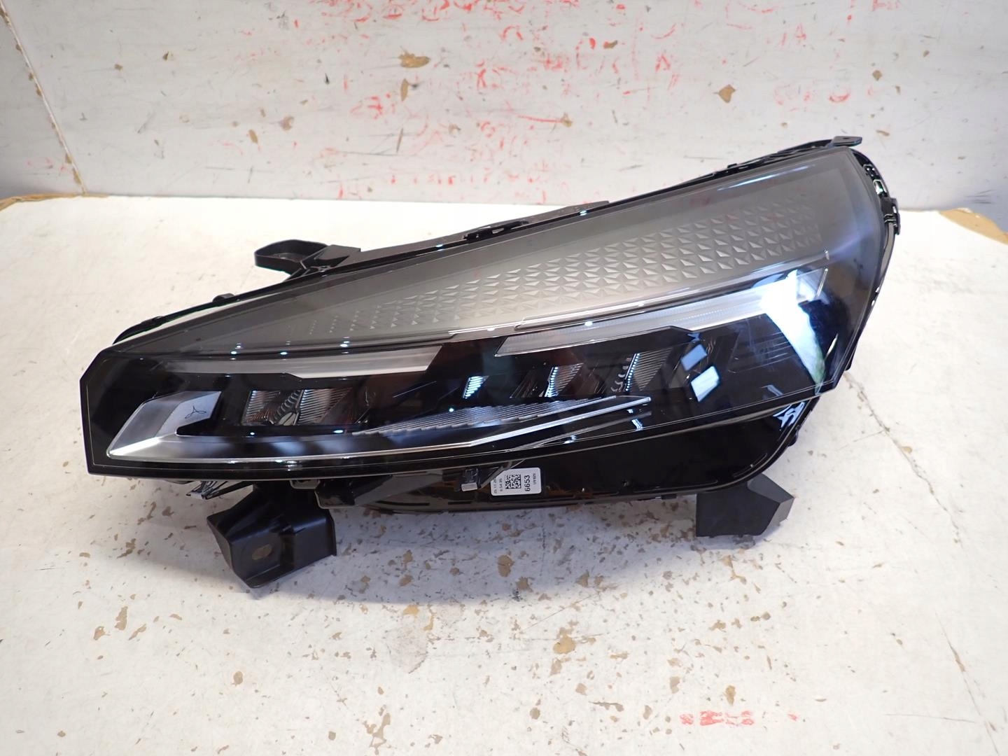 light front front left RENAULT CLIO V LIFT 2024- FULL LED 260600149