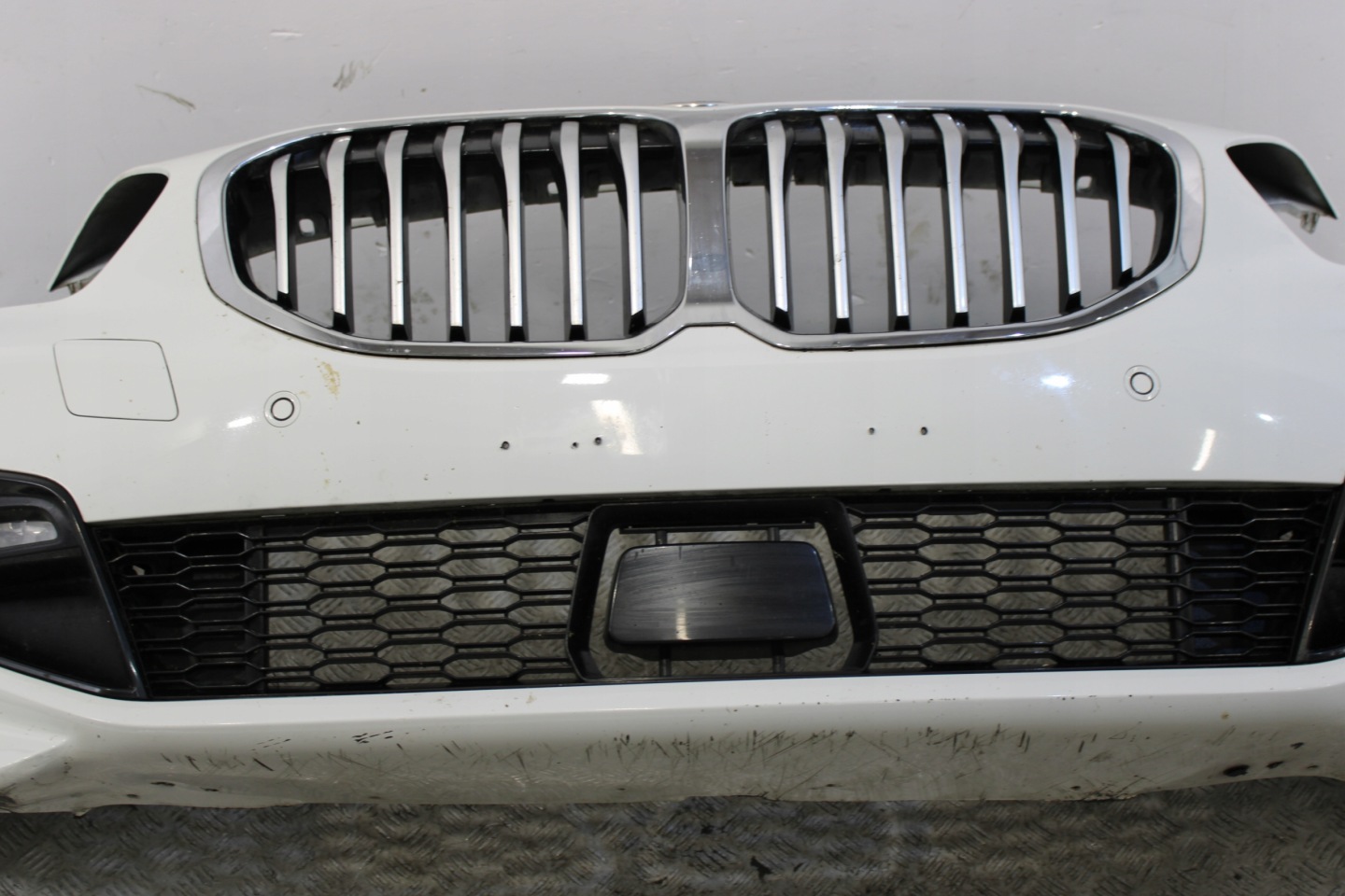 bumper front front complete 4 X PDC BMW 1 F40 m-packet