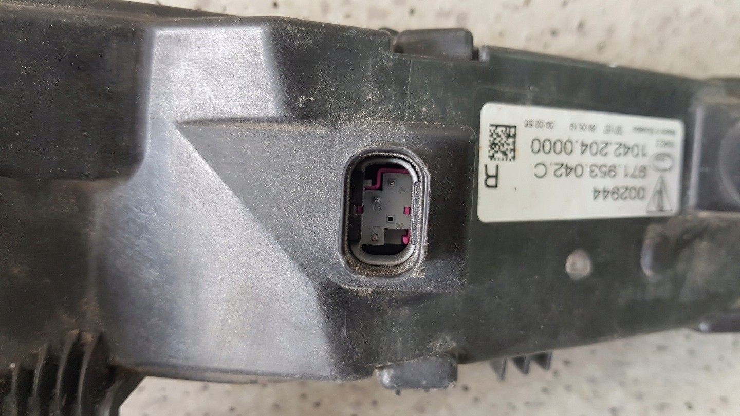 PORSCHE PANAMERA 971 rechts Nebelscheinwerfer LED DRL 3190