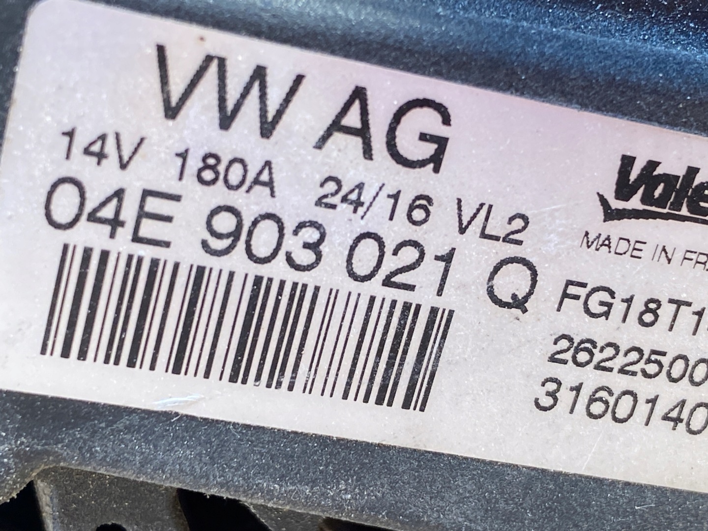 VW AUDI SKODA ALTERNATOR 04E903021Q