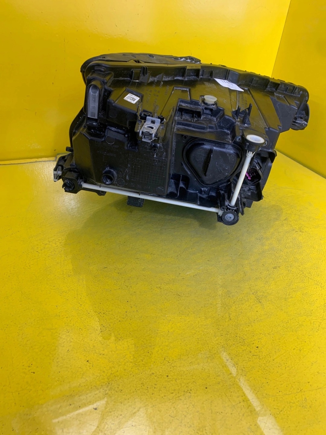 světlo levá předek AUDI Q4 E-TRON FULL LED 89A941033