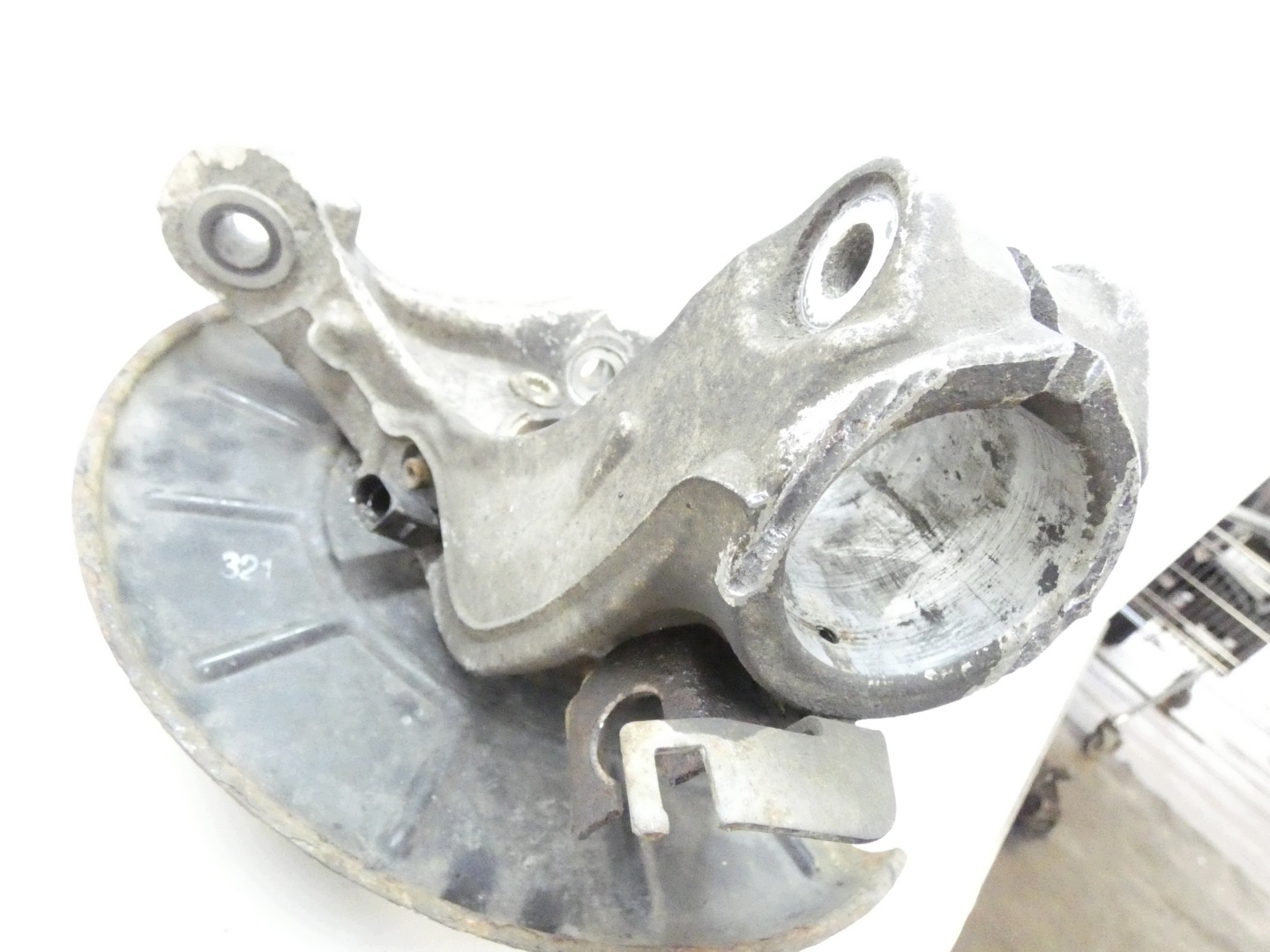 mozzo fusello perno mozzo destro anteriore VW PASSAT B6 2.0 TDI BMP 05-10