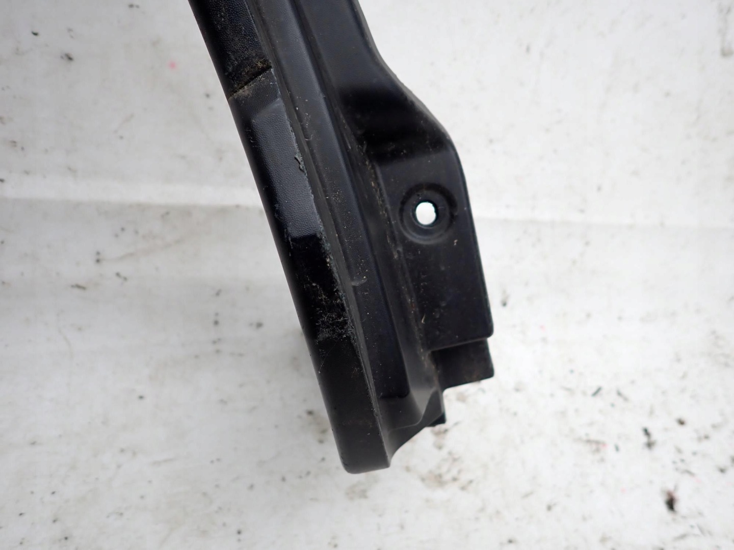 MITSUBISHI ECLIPSE CROSS 18-> moulding cap right rear part