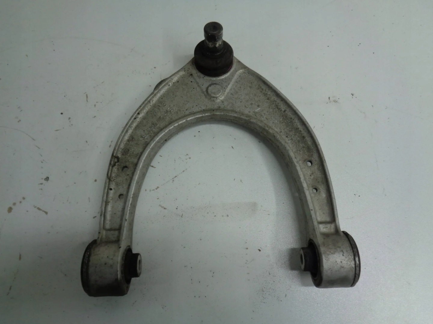 BMW 5 F10 F11 3.0D N57 arm upper right front