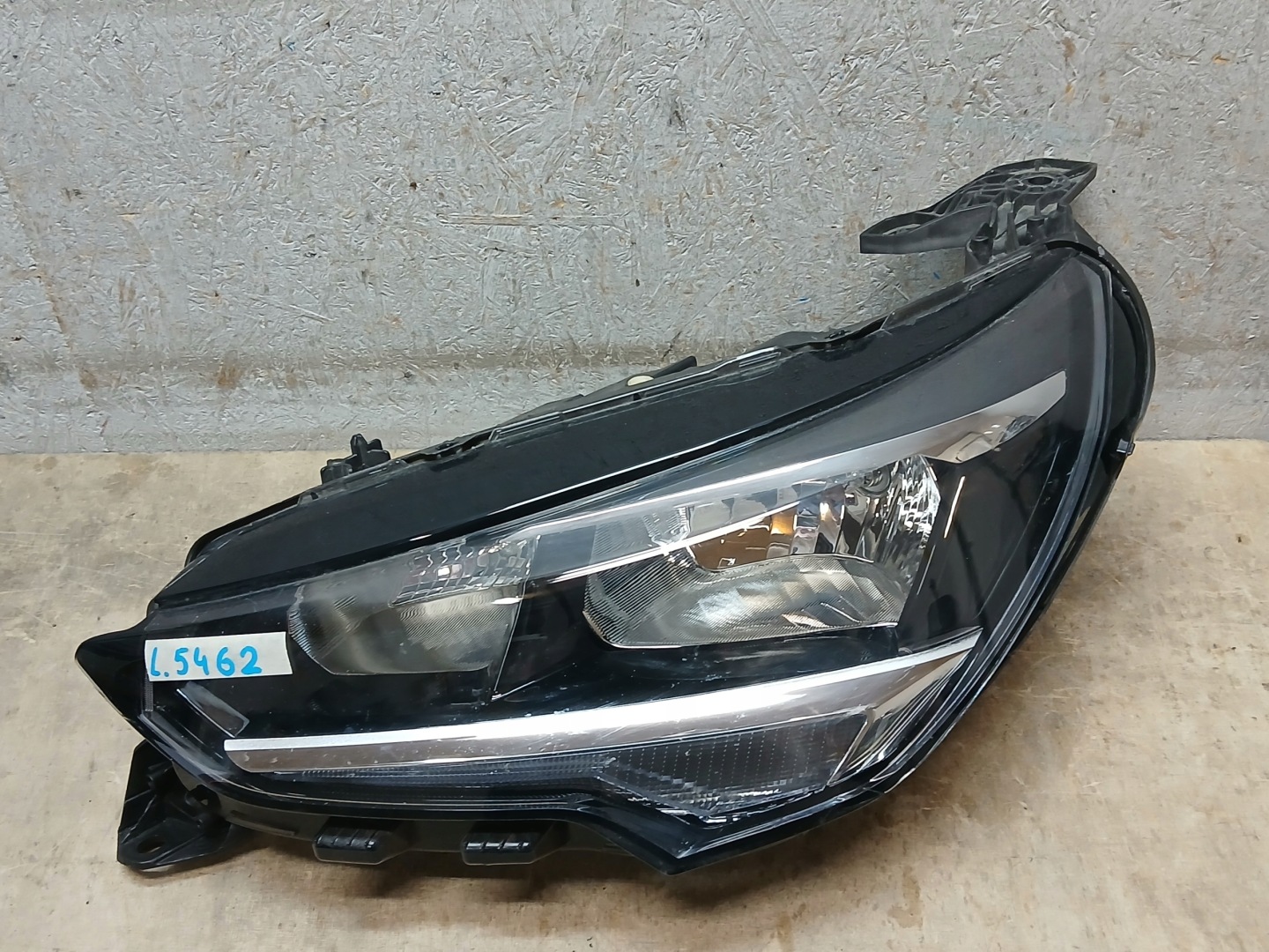 light front left OPEL CORSA F 9829465580