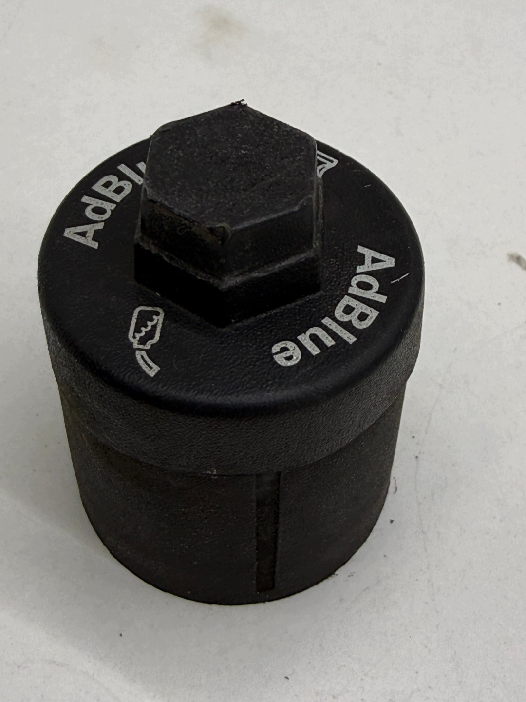 AUDI A4 B8 A5 8T Q5 8R A6 C7 DECKEL Tankklappe ADBLUE