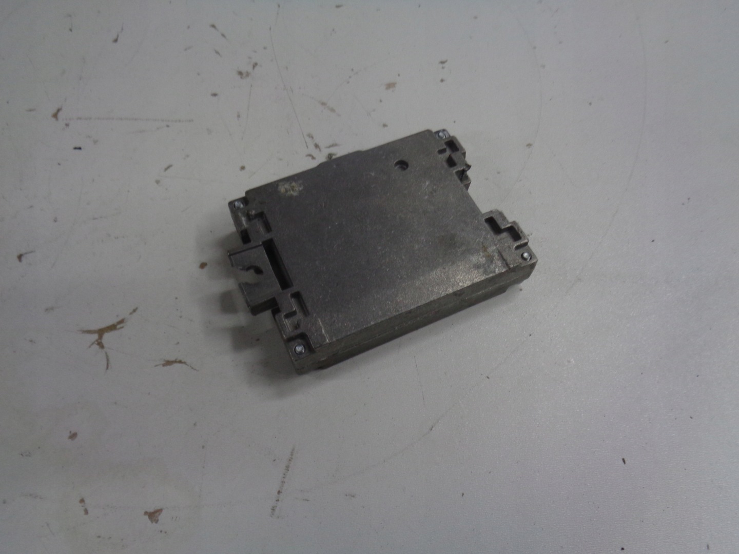 VW AUDI SEAT SKODA antenna amplifier 4N0035456D