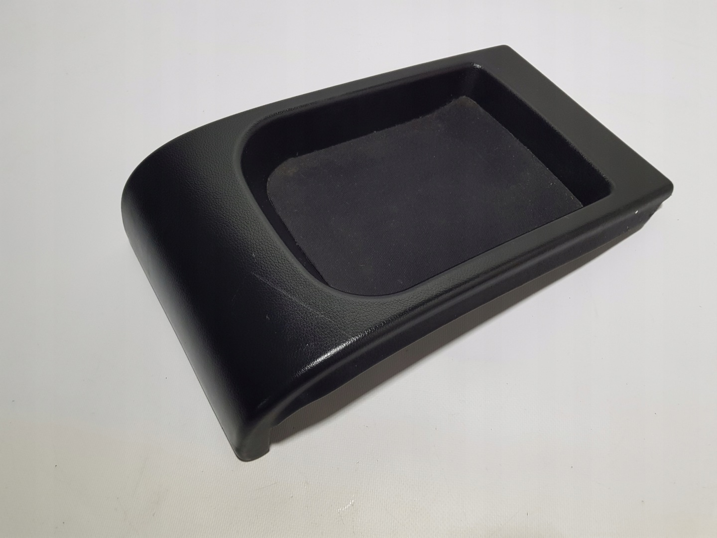 Handschuhfach mitte KANAPY heck TUNEL mitte MERCEDES W209 COUPE 2098400274