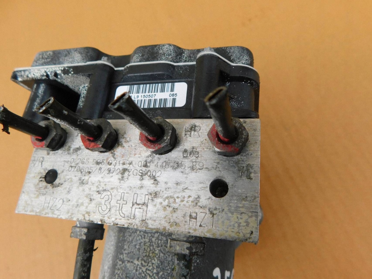 pump ABS control unit Mercedes Sprinter W906 Crafter A0014462589 0265950481
