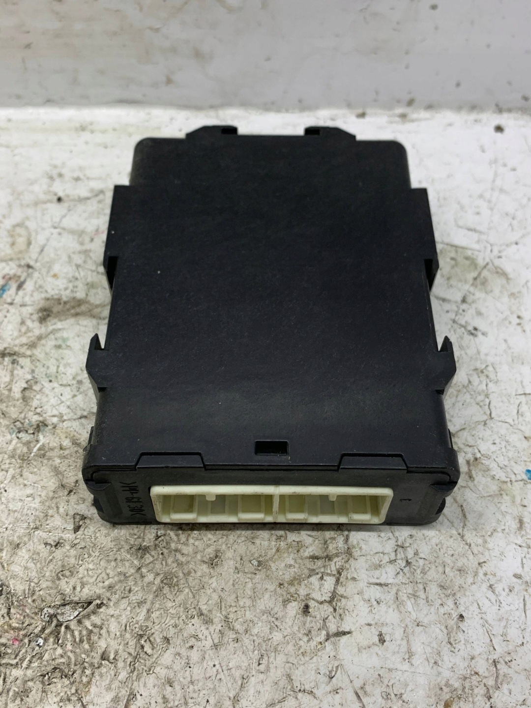 module control unit gearboxes 89535-75010 TOYOTA PRIUS III (2009-2015)1.8 HYBRYDA