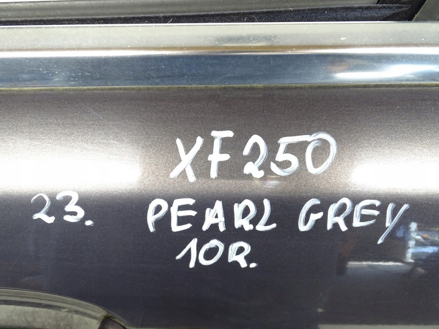 door left left front front JAGUAR XF250 XF 250 JBC2030