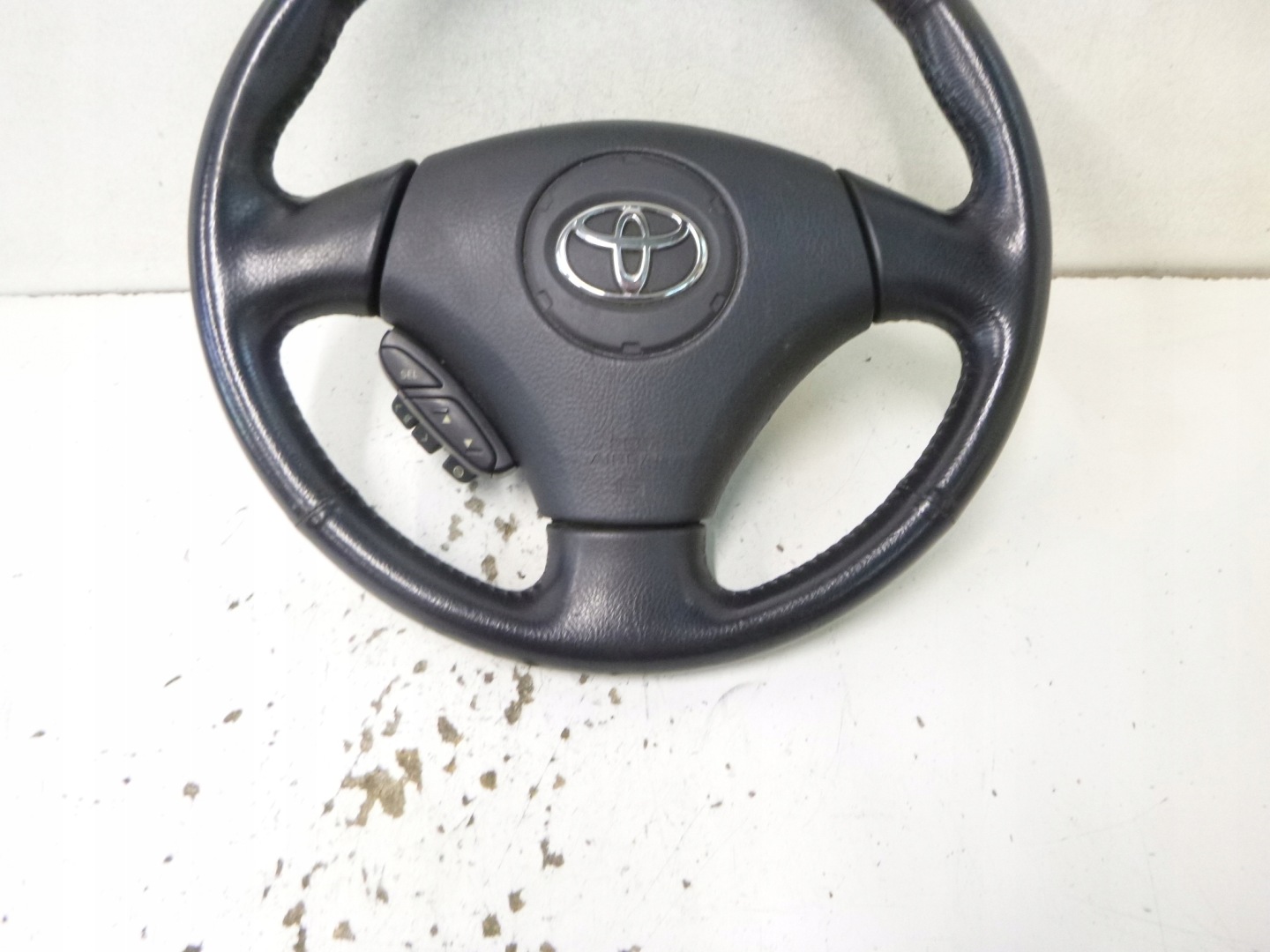 lenkrad Toyota Corolla Verso 01-04r. Leder Multifunkcja