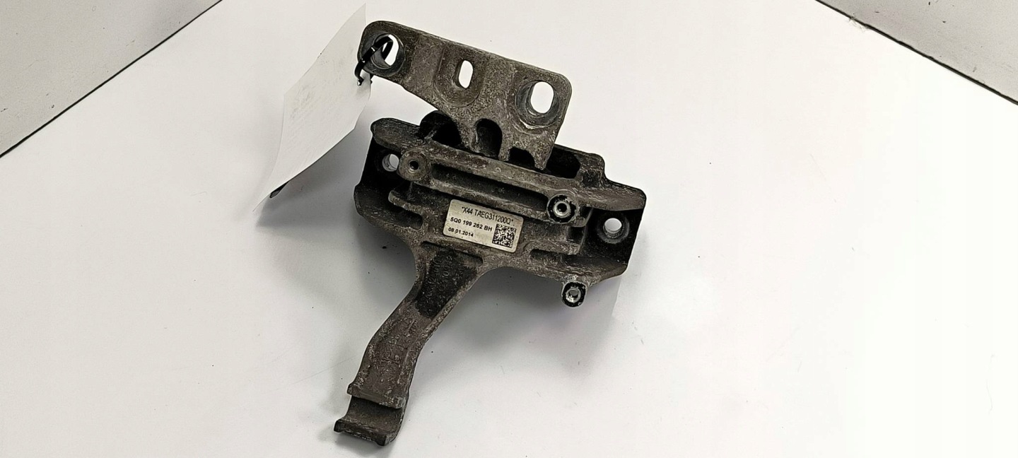engine mount 5Q0199262BH SKODA OCTAVIA III