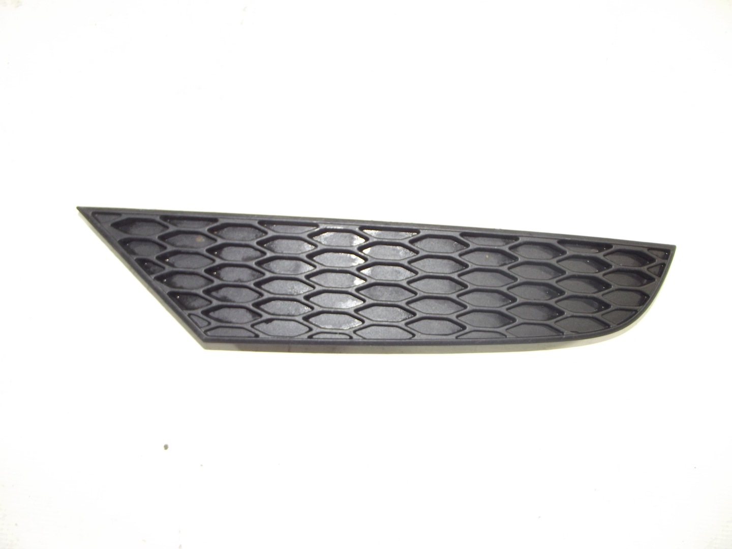Mercedes Actros grid of a bumper left front A9438851422