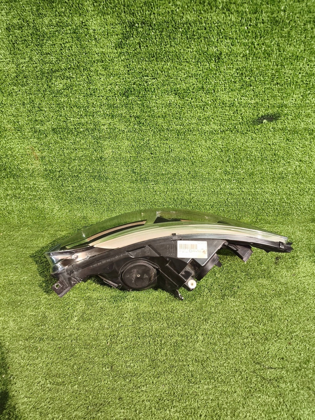 REFLEKTOR right front RENAULT CAPTUR and 13- NR.R1405