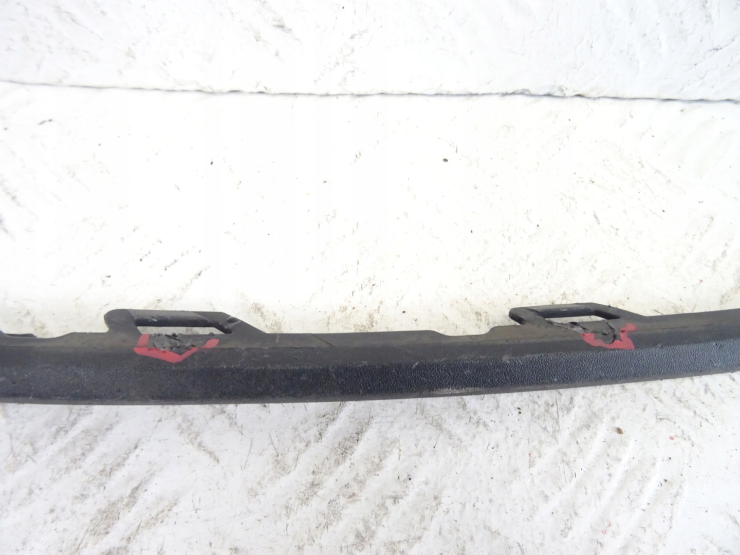 grid of a bumper front front right VW GOLF VIII R-LINE 5H0853764
