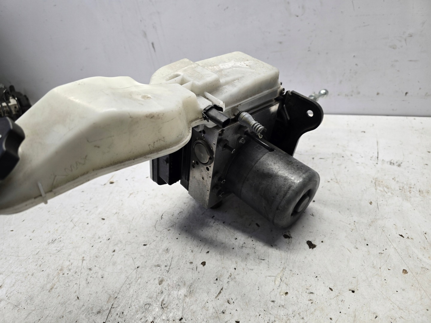 OPEL ASTRA K LIFT pump servo control unit ABS 42763274 1.2T 1.5D